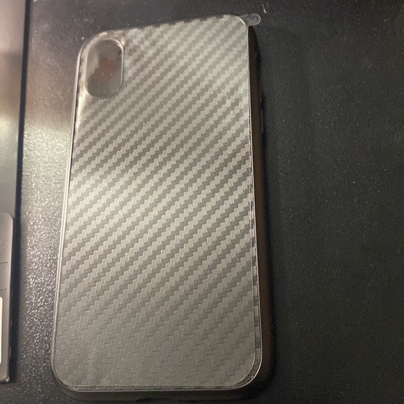 iPhone X Case & Screen Protector - Picture 4 of 5